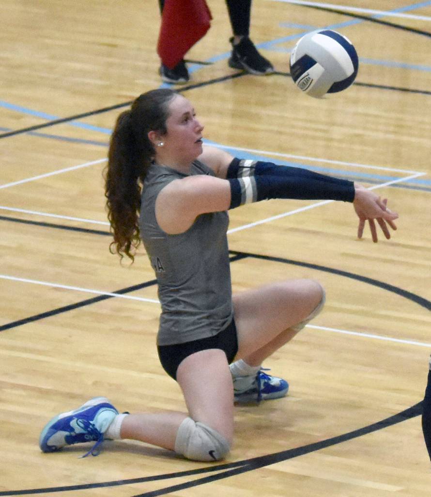 Soldotnas Grayson Henry digs up a ball against Homer on Tuesday, Sept. 9, 2025, at Soldotna High School in Soldotna, Alaska. (Photo by Jeff Helminiak/Peninsula Clarion)
